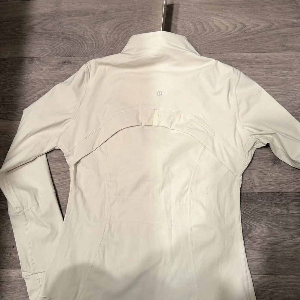 lululemon athletica Women's Cream Utility Jacket - Picture 4 of 4